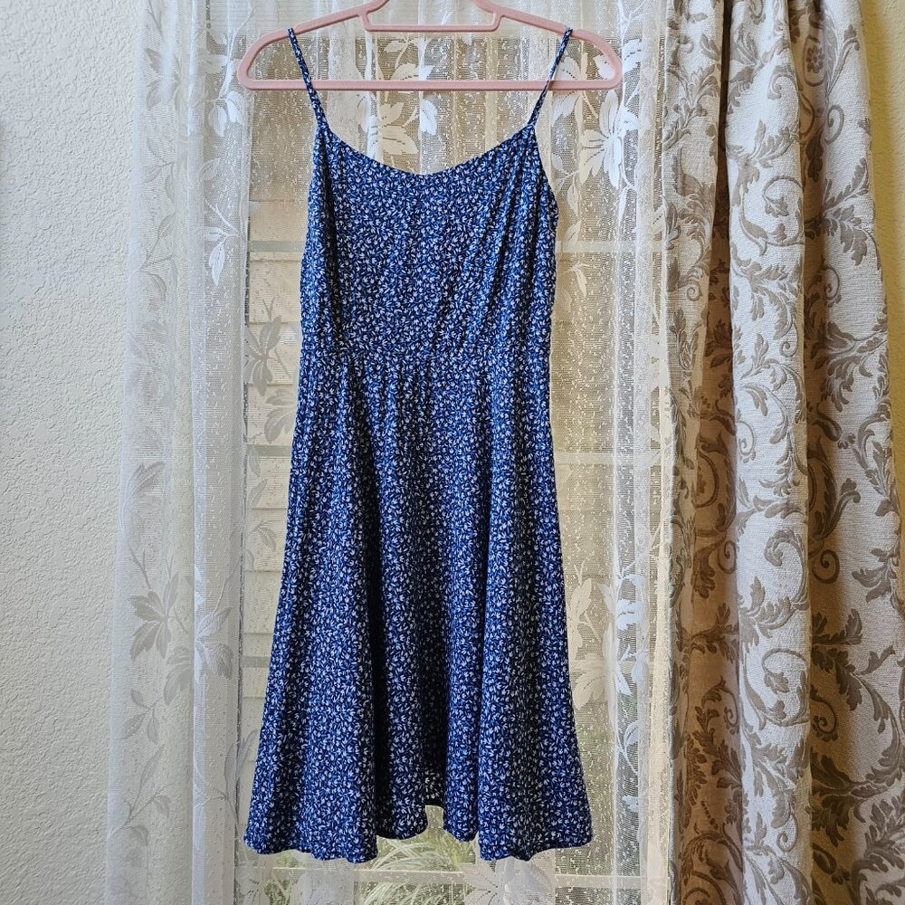 Old Navy Blue Floral Fit & Flare, Smocked Cami Sundress Mini Dress S Petite